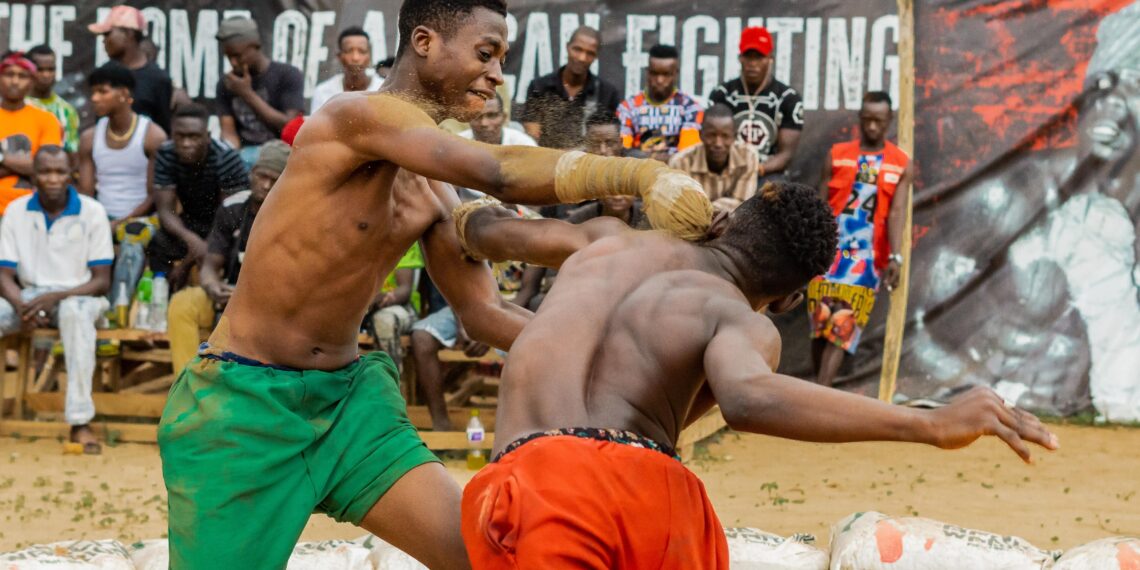 DAMBE FIGHTERS PUNCHING