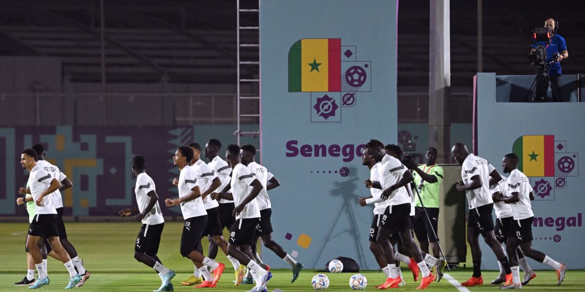 Injured Mane sends solidarity message to Senegal teammates