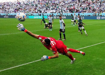 Saudi Arabia cause World Cup upset against Messi’s Argentina