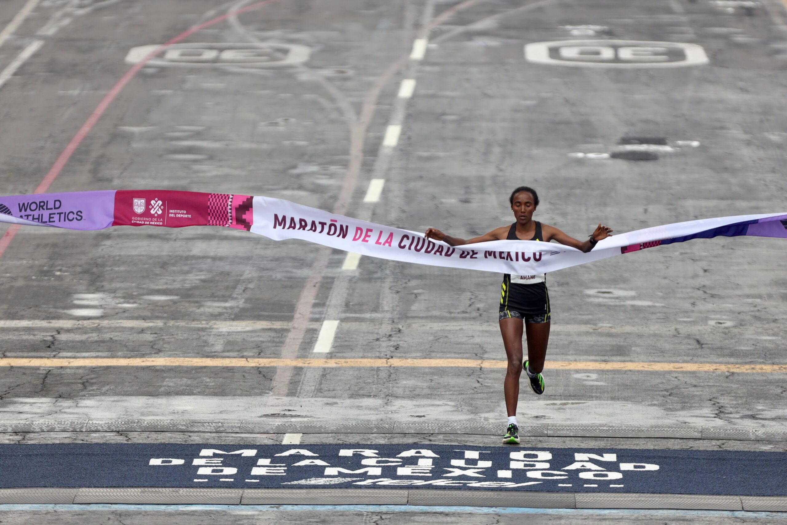 African athletes set record in Valencia marathon