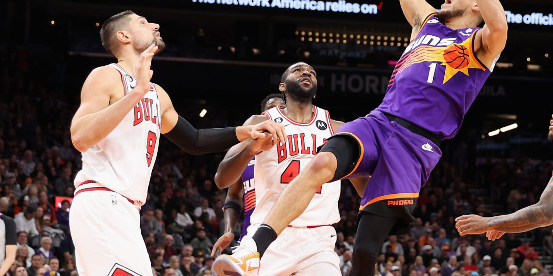 Booker scores season-high 51 points in Phoenix Suns victory