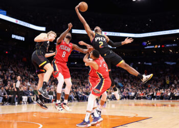 McCollum’s season-high 40 points secure win for the Pelicans