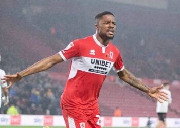 Akpom on target as Middlesbrough close gap on top two