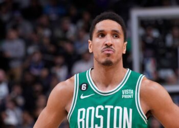 Celtics guard Brogdon wins NBA Sixth man of the year award