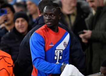 Bayern Munich punish Mane for punching Sane