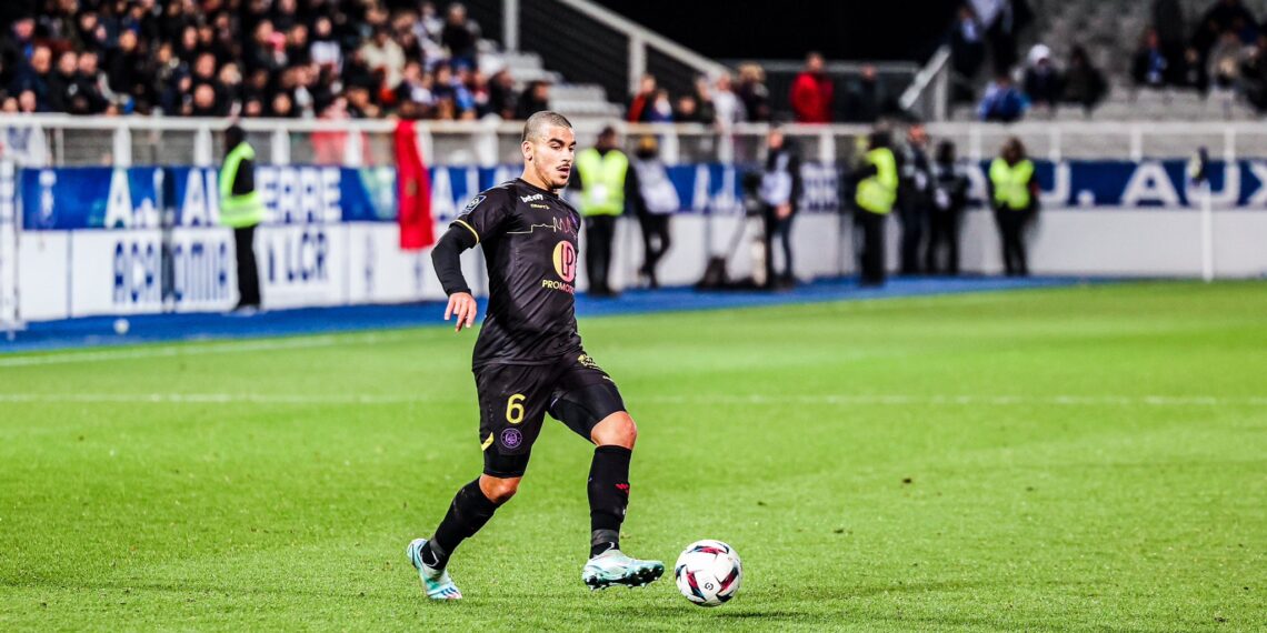 Toulouse star Aboukhlal to train alone following altercation allegations