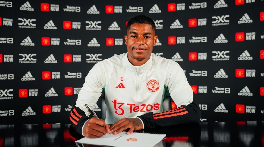 Rashford signs new five-year deal to remain at Man Utd