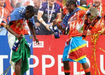 DR Congo midfielder Mpanzu signs new Luton Town contract
