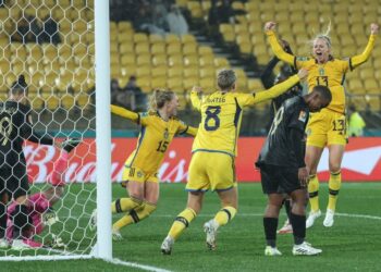 Women’s World Cup: Late Illestedt goal denies South Africa historic point