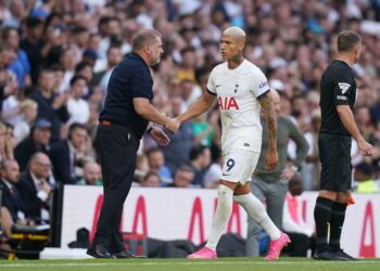 Postecoglou affirms Tottenham support for Richarlison with psychological help