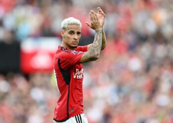 Antony: Man Utd winger arrives UK, to meet with police over assault allegations