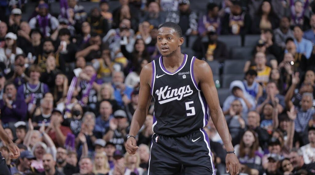 NBA: Kings’ guard Fox out for extended period with ankle injury