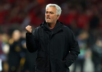 ‘I can’t go to Africa’ – Mourinho overwhelmed with love