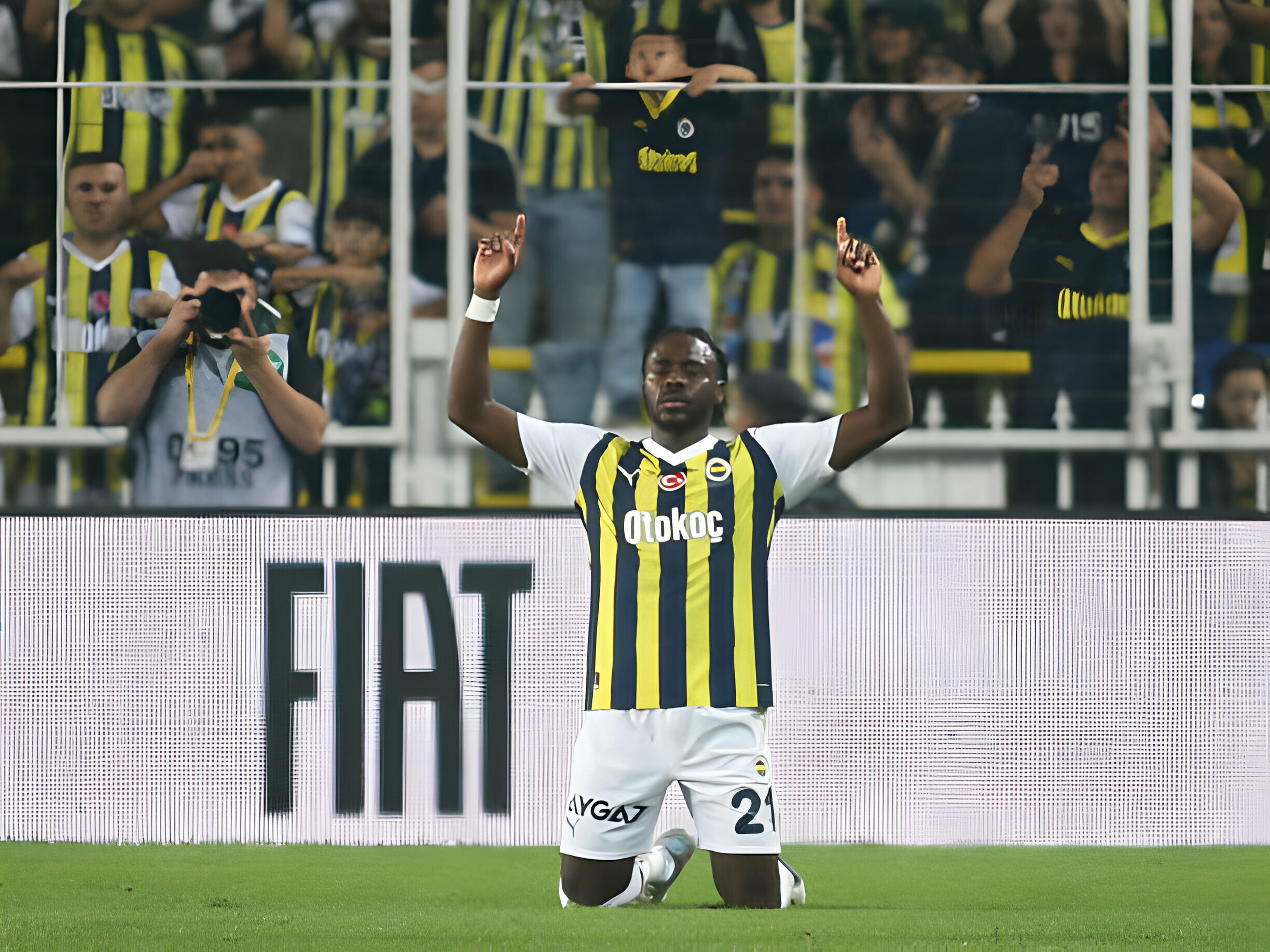 Osayi-Samuel: How Nigerian fullback reached new Fenerbahce milestone 