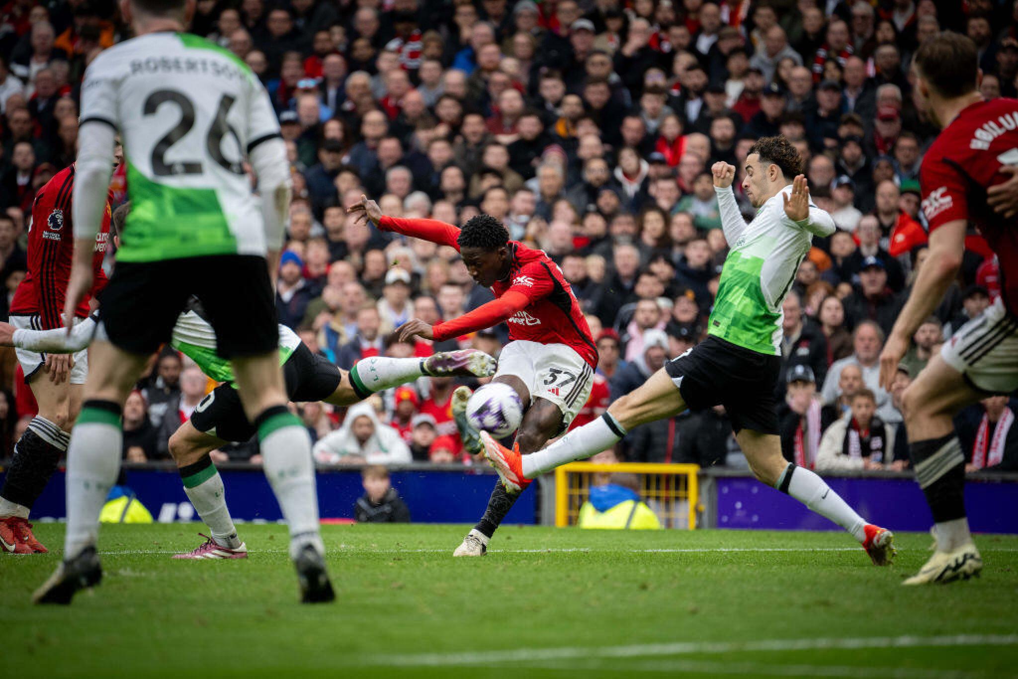 Mainoo unhappy despite scoring milestone Man United goal - AfrosportNow