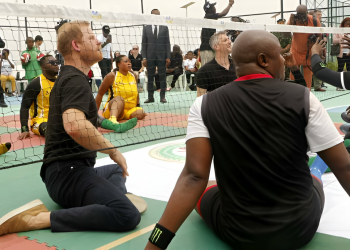 Invictus Games: Prince Harry plays sitting volleyball with wounded Nigerian soldiers