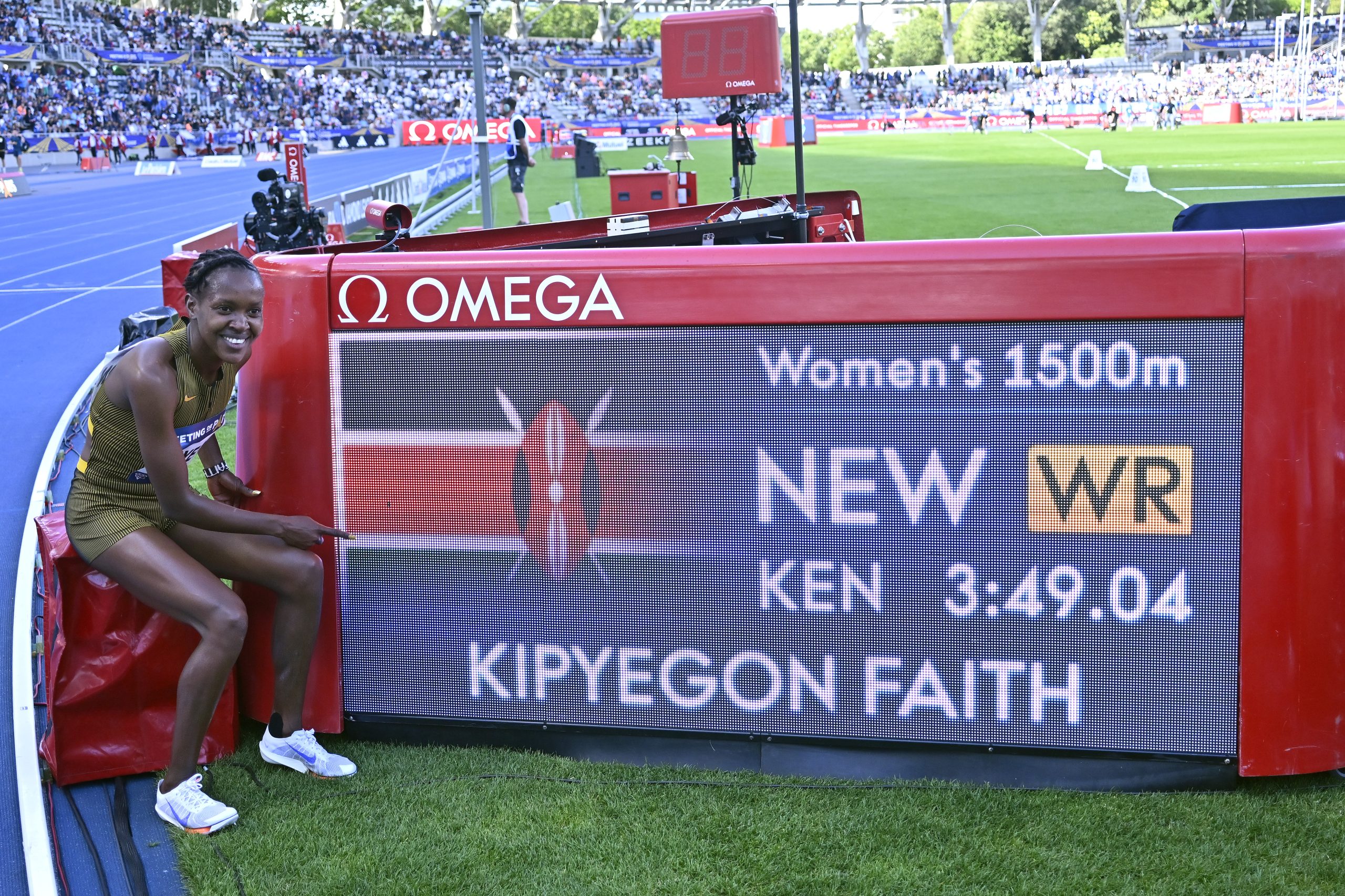 Faith Kipyegon of Kenya reacts after winning the 1500m Women during the Paris 2024 Diamond League at Stade Charlety on July 07, 2024 in Paris, France. 