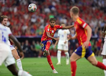 Euro 2024: Yamal screamer fires Spain past France into final