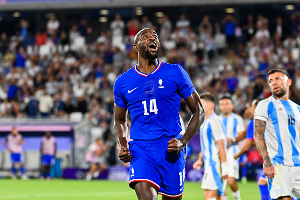 Paris 2024: Mateta strike sends France into semi-finals