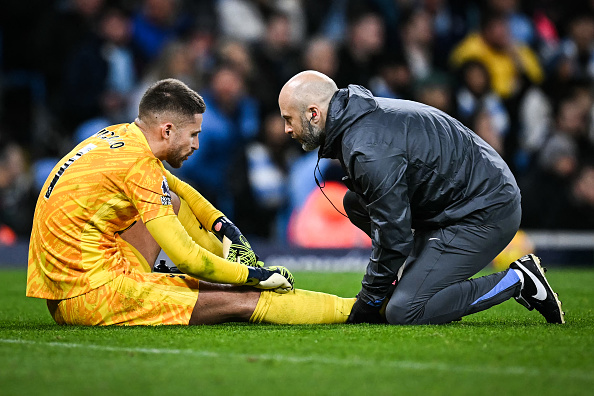 Tottenham goalie Guglielmo Vicario undergoes successful surgery for fractured ankle