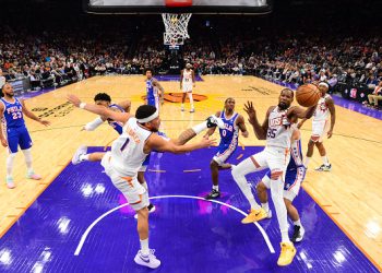 NBA Roundup: Suns win fifth straight as Clippers end three-game skid