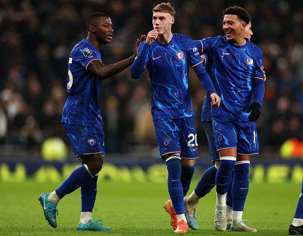 Premier League: Chelsea pull epic comeback against Spurs as Arsenal draw Fulham