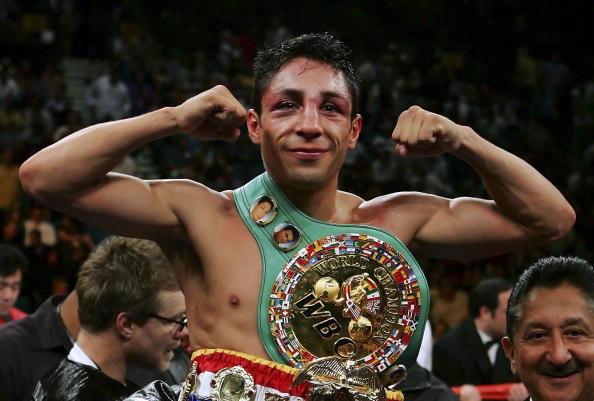 Boxing: Former super bantamweight champion Israel Vazquez dies aged 46