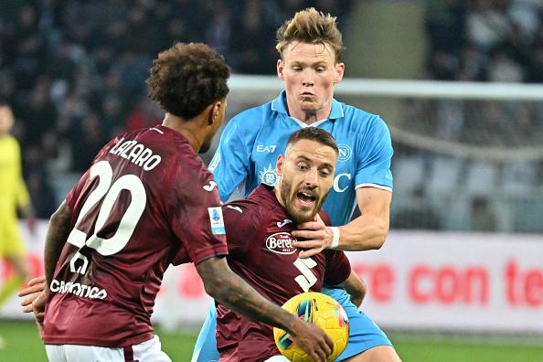 Serie A: Napoli reclaim top spot, Juventus held in Lecce