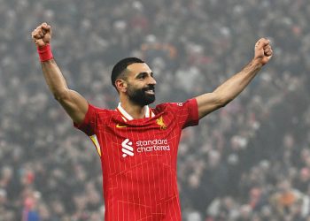 Salah urges Liverpool to “stay humble” in Premier League title race