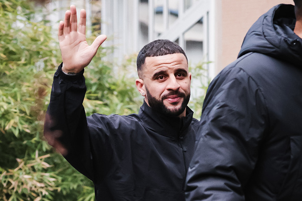 Kyle Walker thanks Man City after completing AC Milan loan move