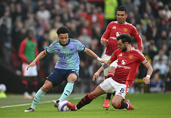 Premier League: Man United held by Arsenal, Chelsea beat Leicester