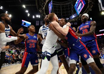 NBA reveals sanctions for players involved in Pistons, Timberwolves brawl