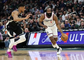 NBA: James Harden, Giannis Antetokounmpo named Players of the Week for Week 25