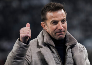 Juventus legend Del Piero earns UEFA pro coaching license