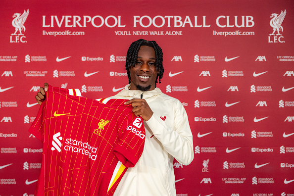 Liverpool sign Dutch defender Frimpong from Bayer Leverkusen