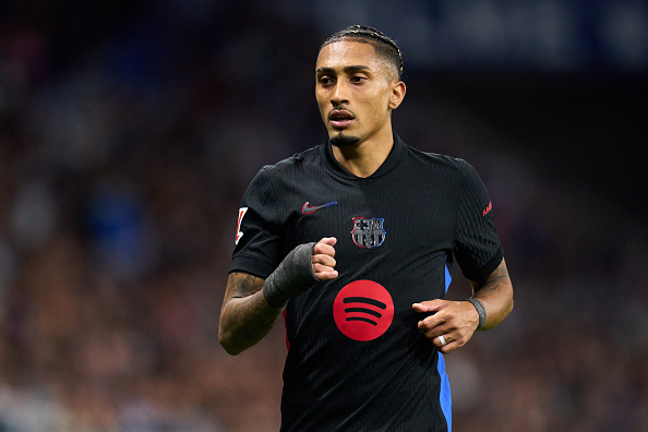 Raphinha extends Barcelona deal until 2028