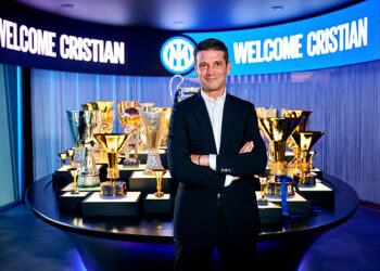 Inter appoint former defender Chivu as new manager