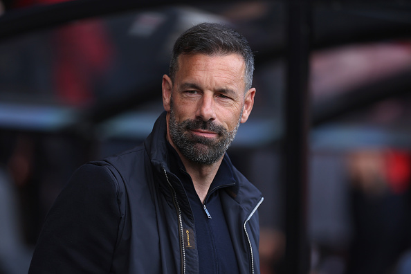 Van Nistelrooy parts ways with Leicester City after mutual termination of contract