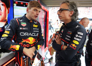 F1: Mekies makes admission about Verstappen’s Red Bull future