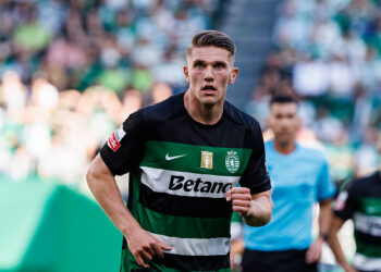 Ex-Netherlands boss Louis van Gaal free from cancer