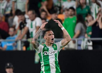 EFL Cup: Eze scores first Arsenal goal in victory over Port Vale