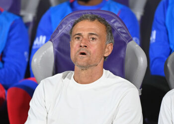 PSG boss Enrique suffers major fracture in cycling accident