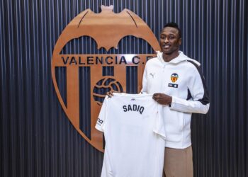 Umar Sadiq joins Valencia on permanent transfer from Real Sociedad