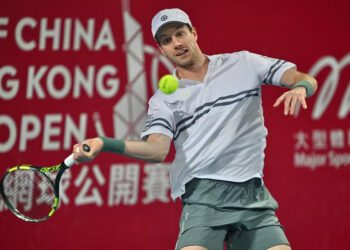 Van de Zandschulp starts 2026 strong as De Jong exits Hong Kong Open